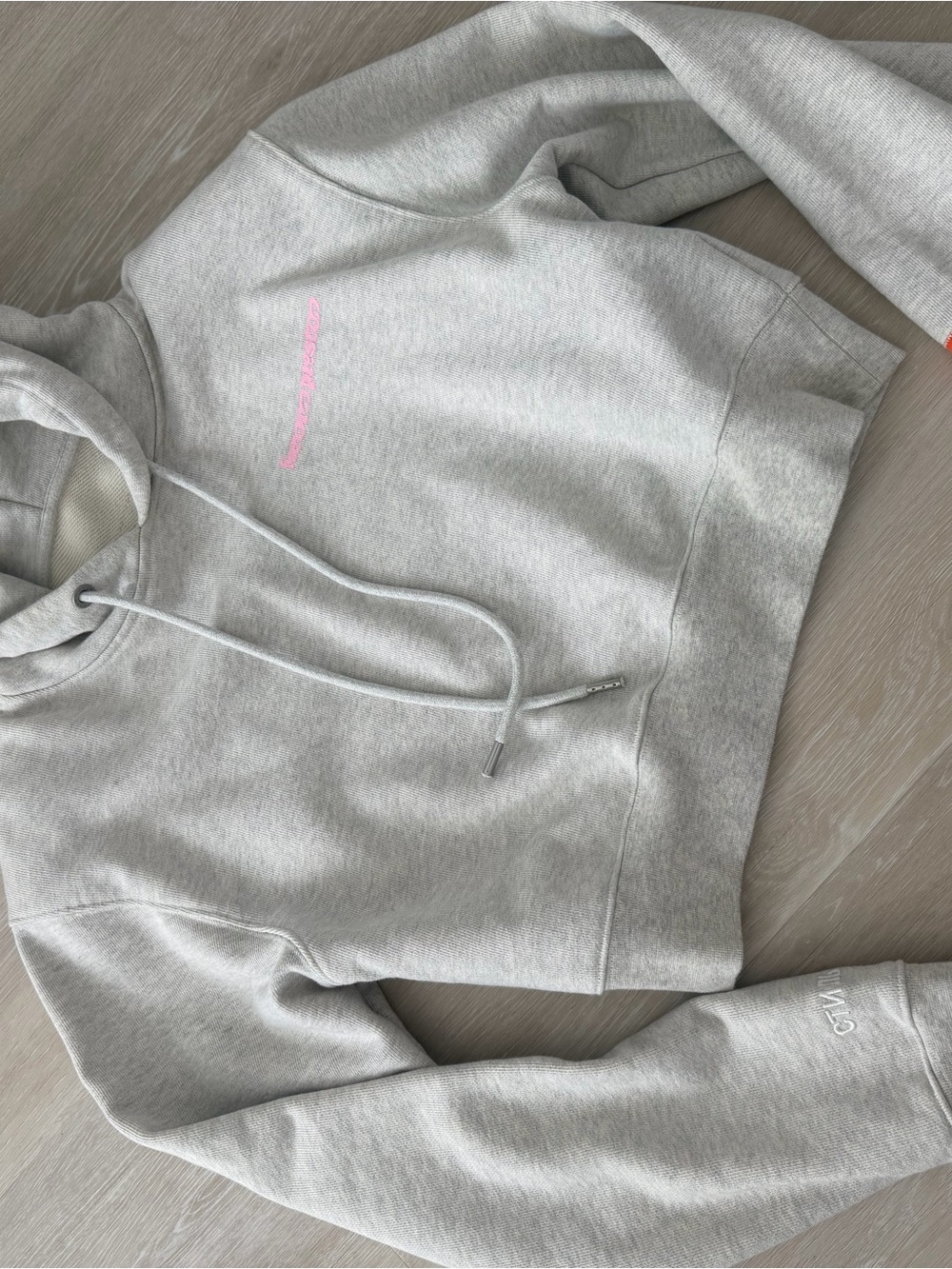 Heron Preston Cropped Light Gray Hoodie with Pink Accent
